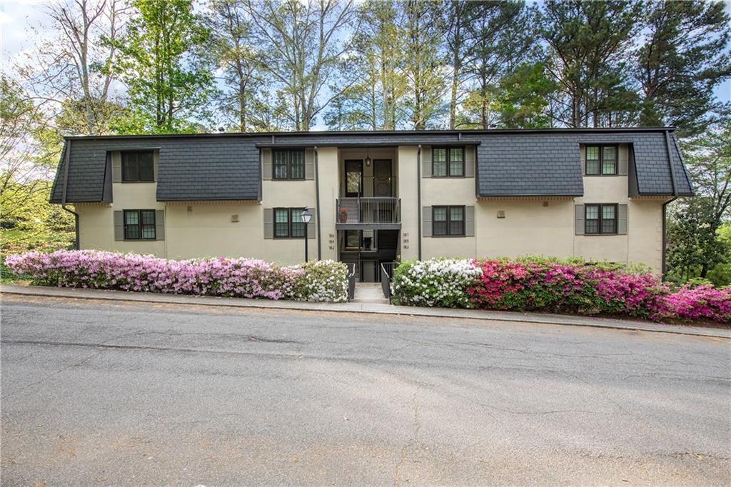 182 Triumph Drive NW