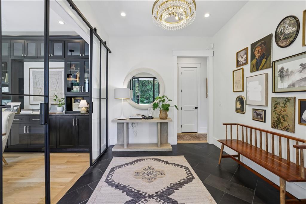 320 Eppington Drive NW