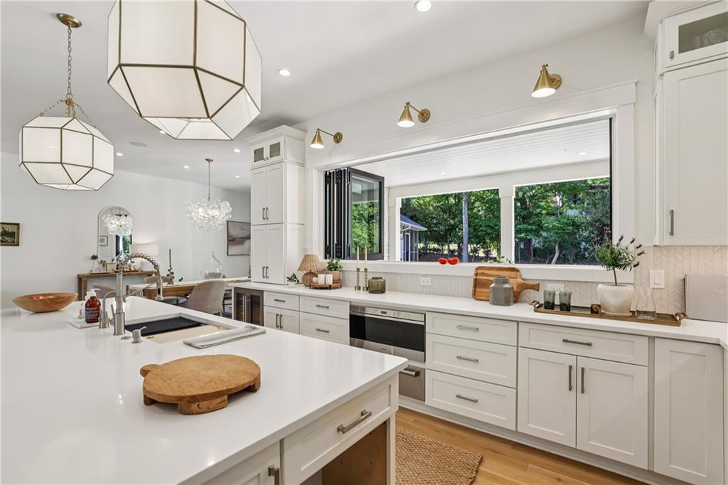 320 Eppington Drive NW