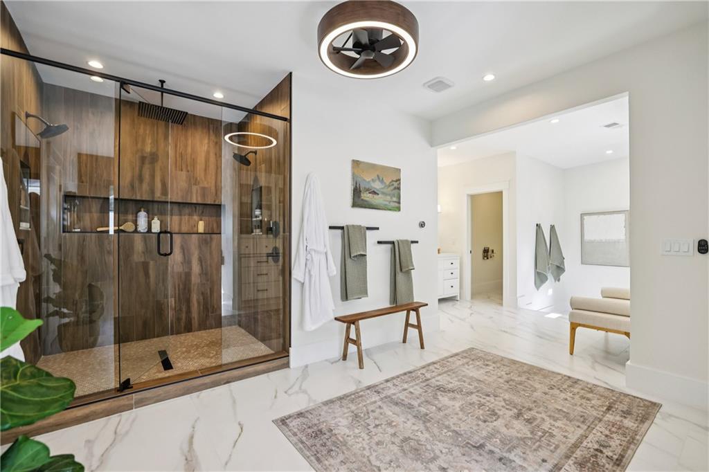 320 Eppington Drive NW