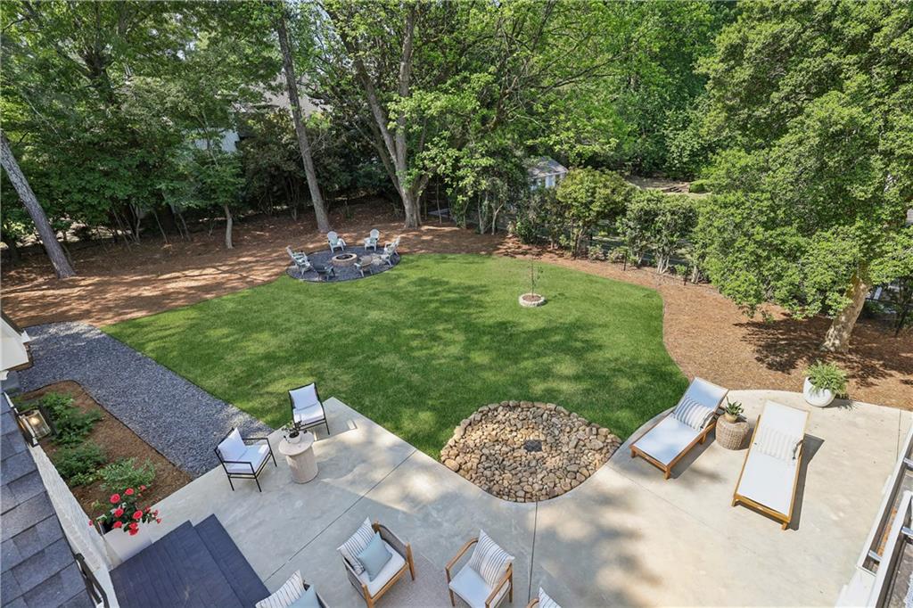 320 Eppington Drive NW