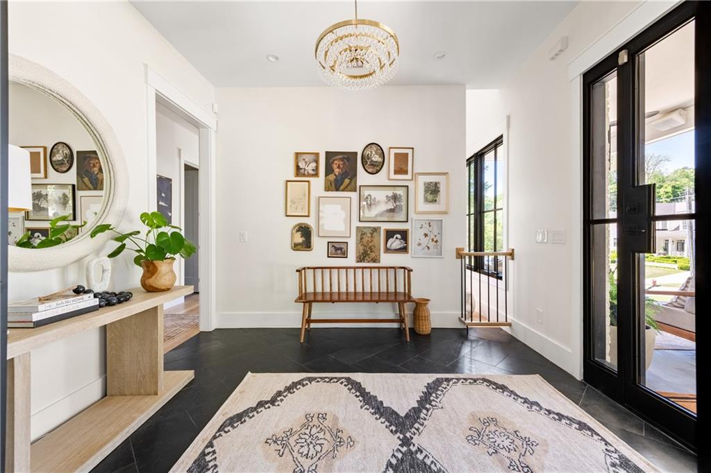 320 Eppington Drive NW