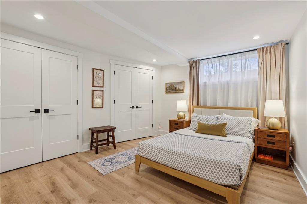 320 Eppington Drive NW