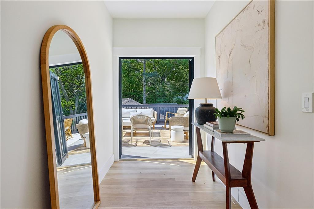 320 Eppington Drive NW