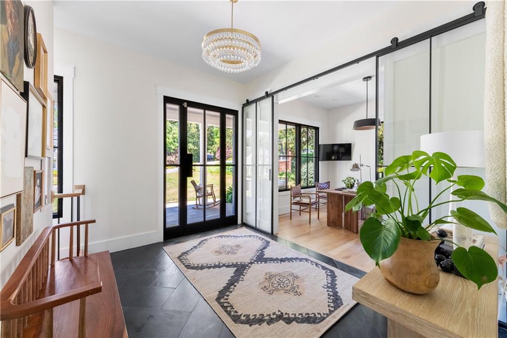 320 Eppington Drive NW