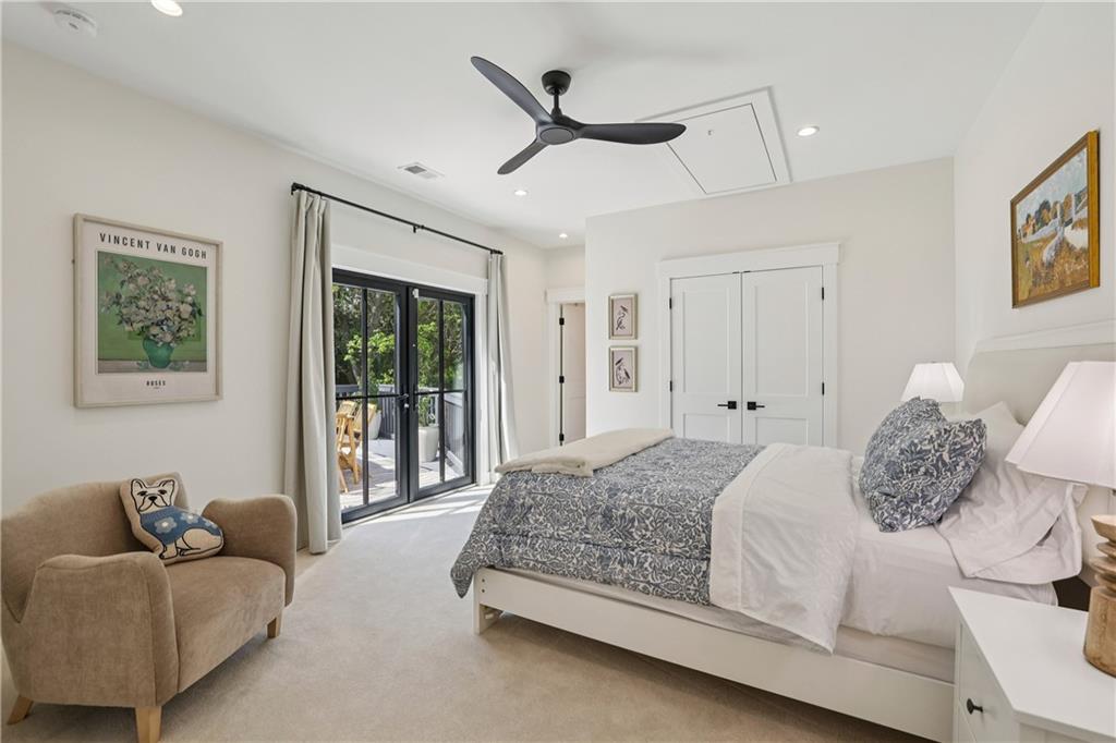 320 Eppington Drive NW