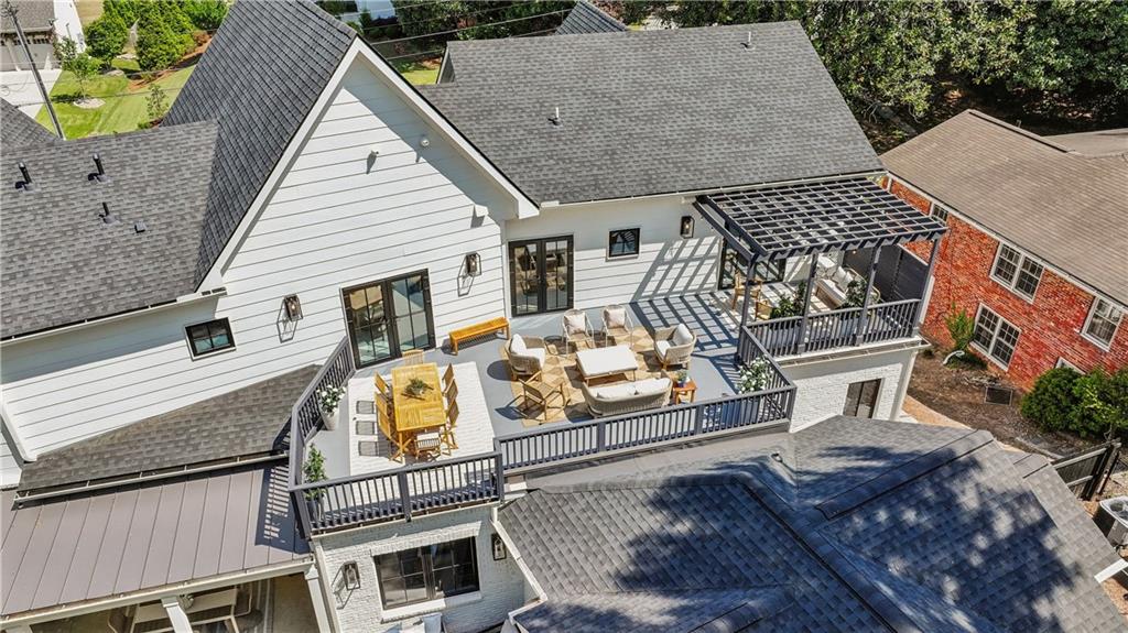 320 Eppington Drive NW