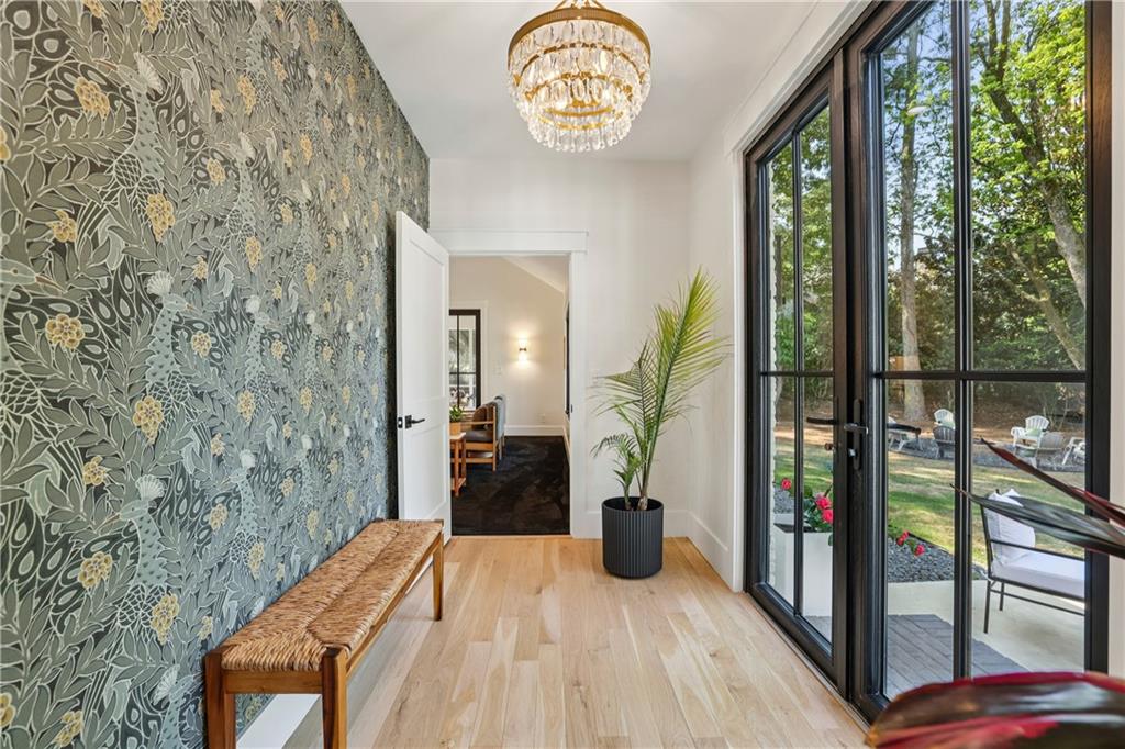 320 Eppington Drive NW