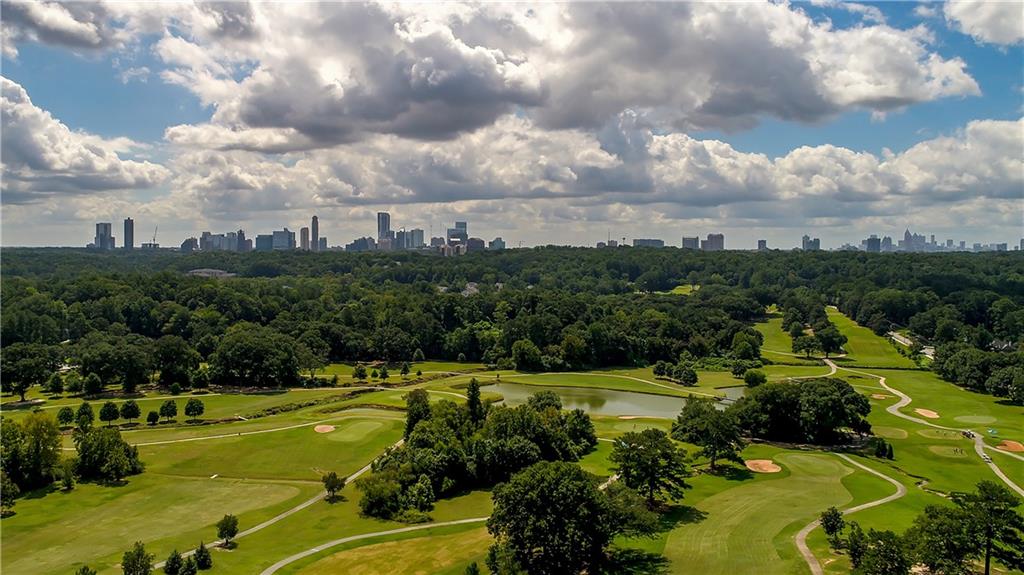 320 Eppington Drive NW