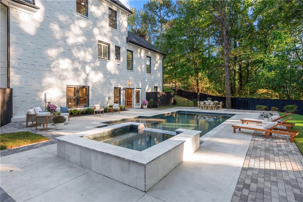 2079 Old Settlement Road NW