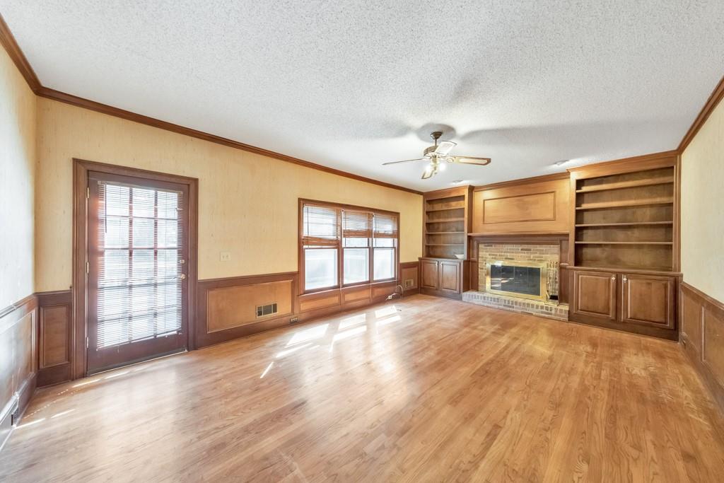 2601 Doral Drive