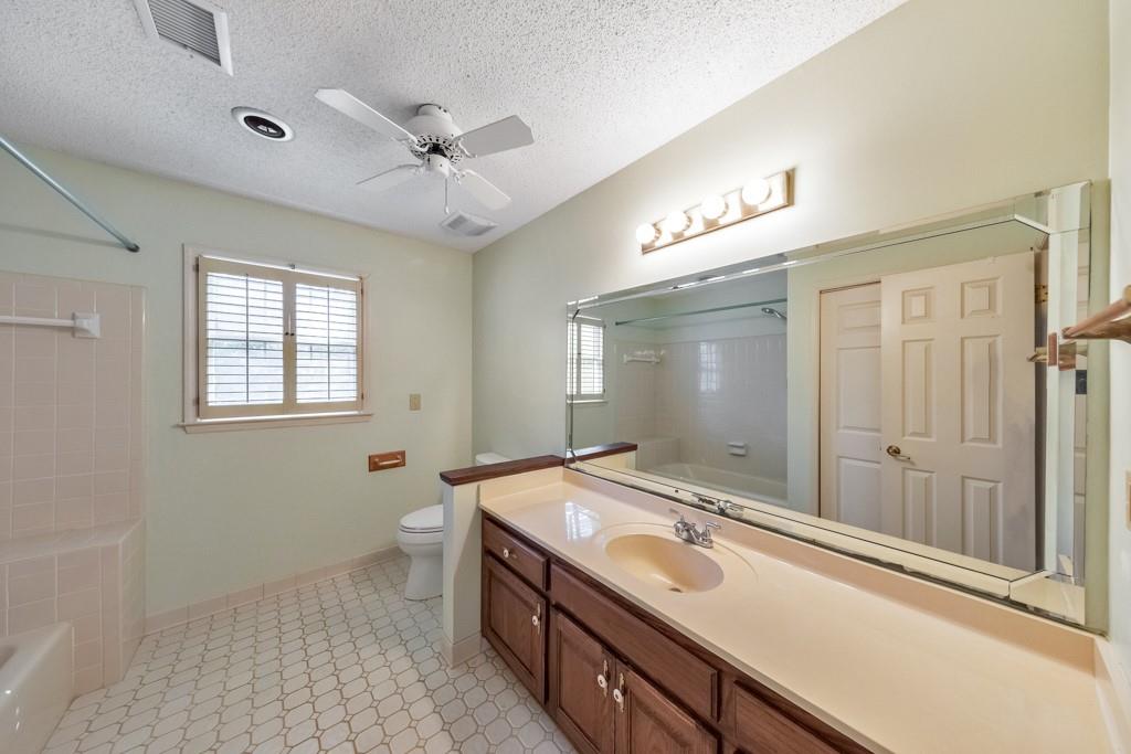2601 Doral Drive