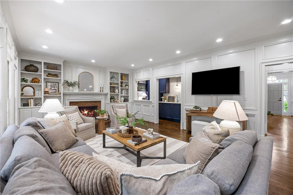 415 Tavern Circle