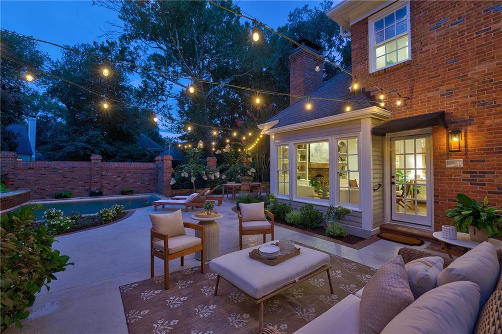 415 Tavern Circle