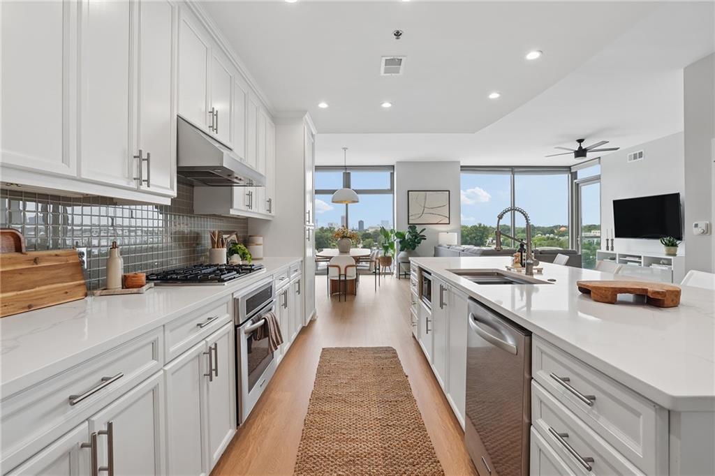 270 17th Street NW Unit 909