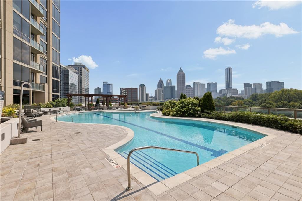 270 17th Street NW Unit 909