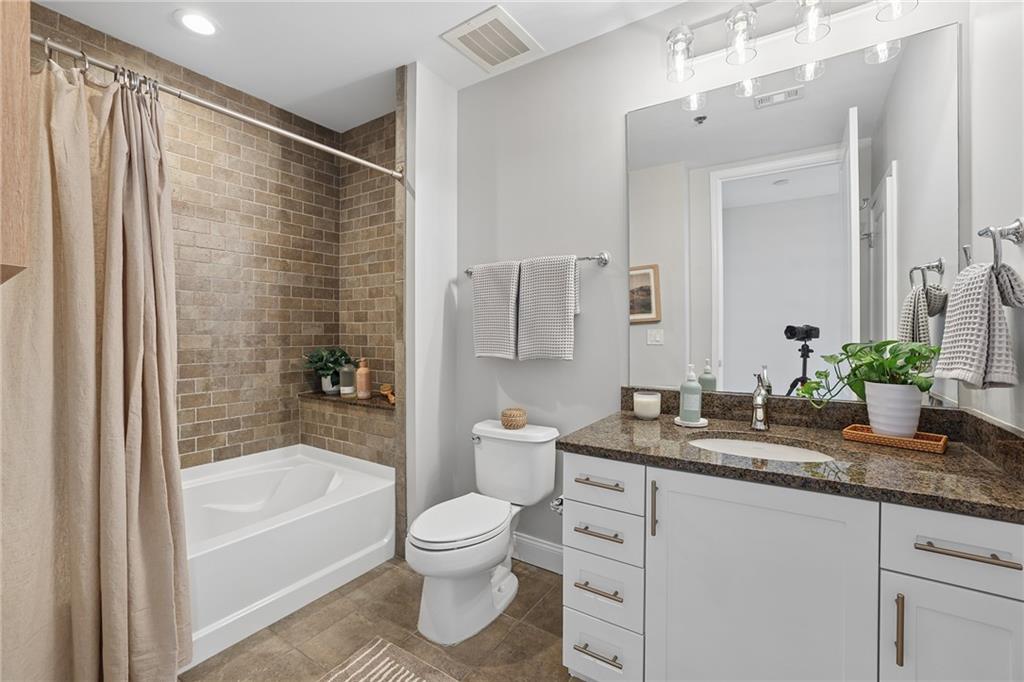 270 17th Street NW Unit 909