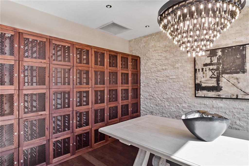 270 17th Street NW Unit 909