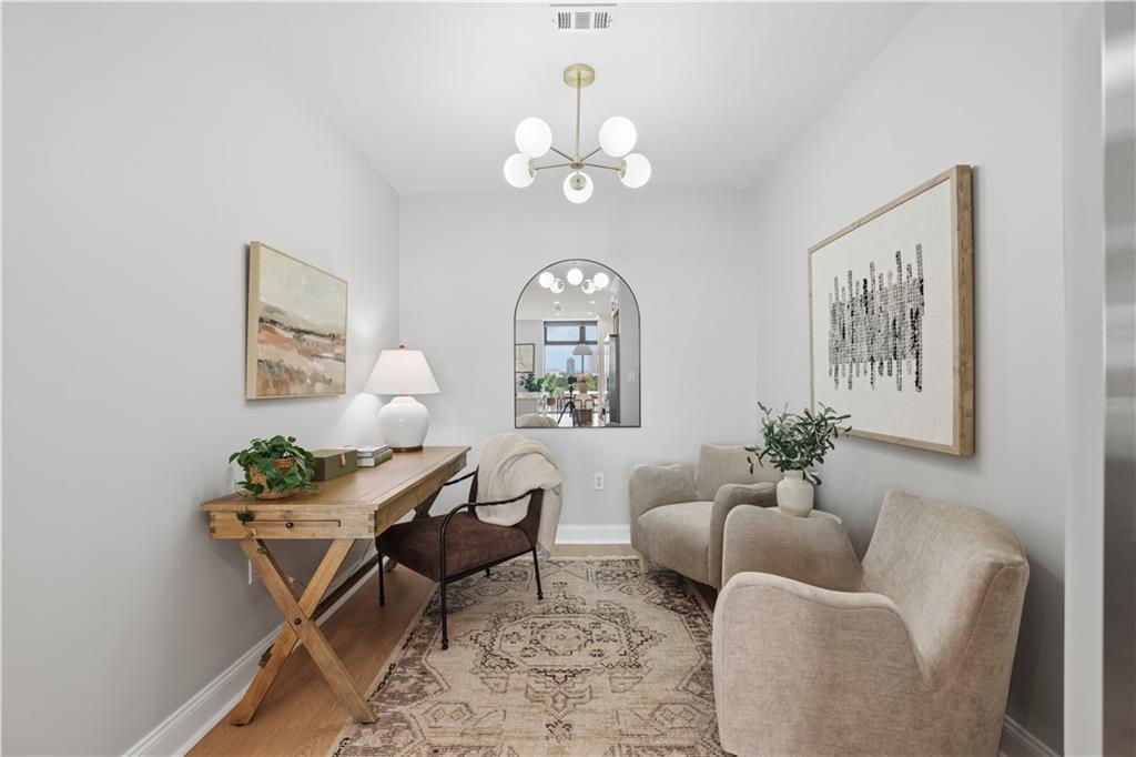 270 17th Street NW Unit 909