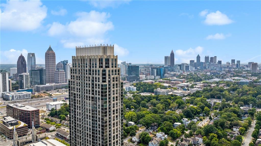 270 17th Street NW Unit 909