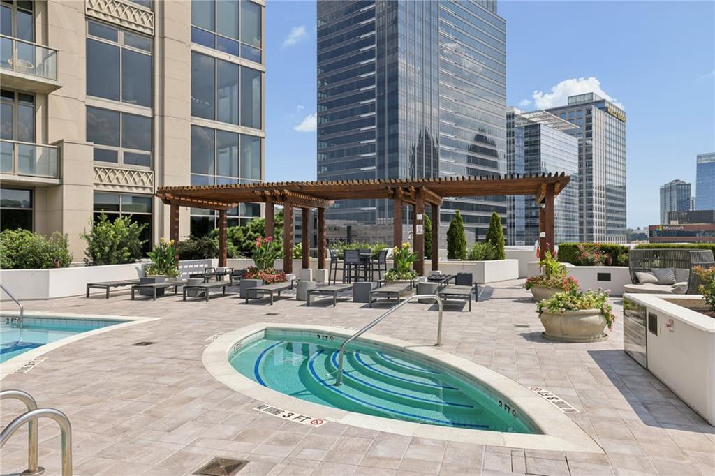 270 17th Street NW Unit 909