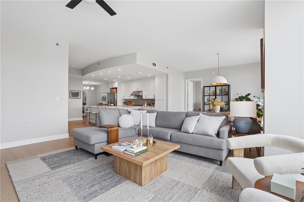 270 17th Street NW Unit 909