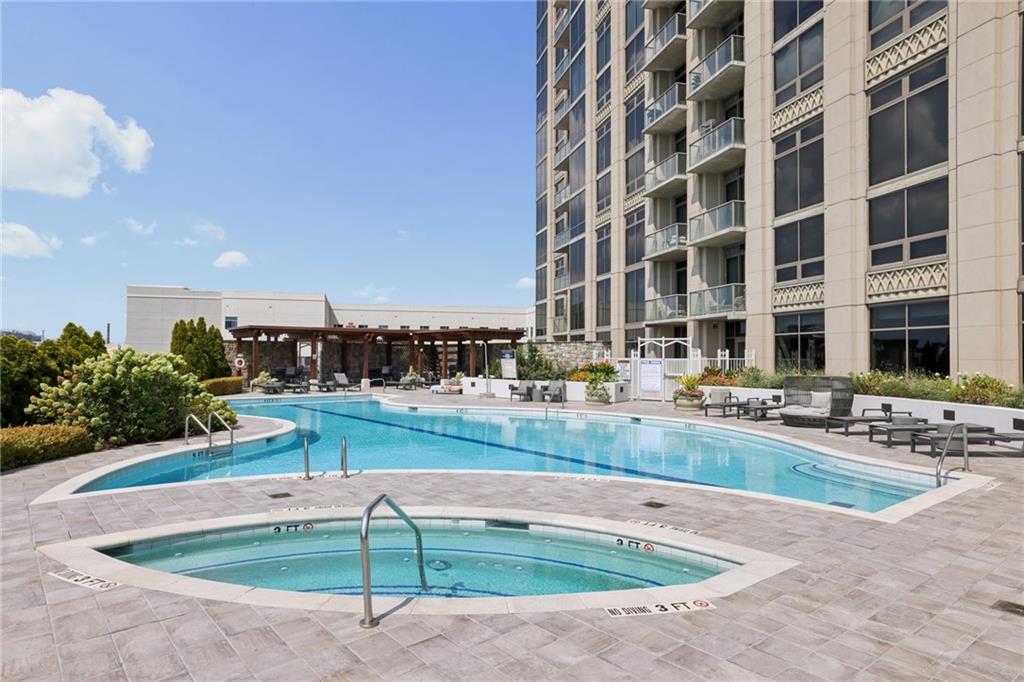 270 17th Street NW Unit 909