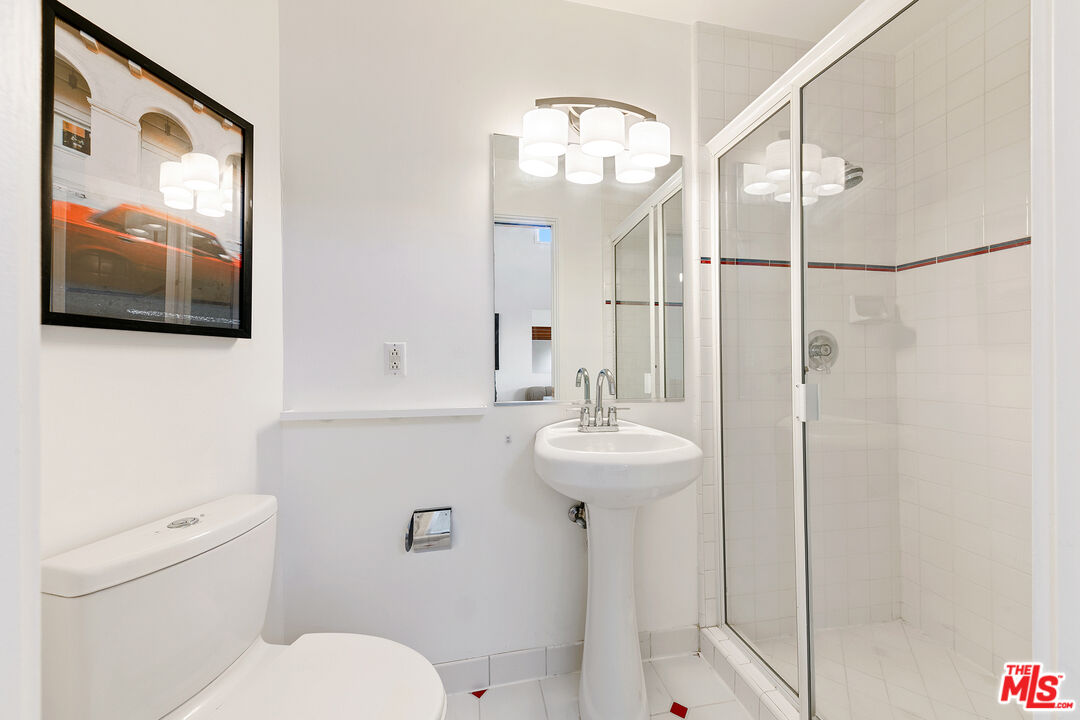 6969 Woodrow Wilson Dr