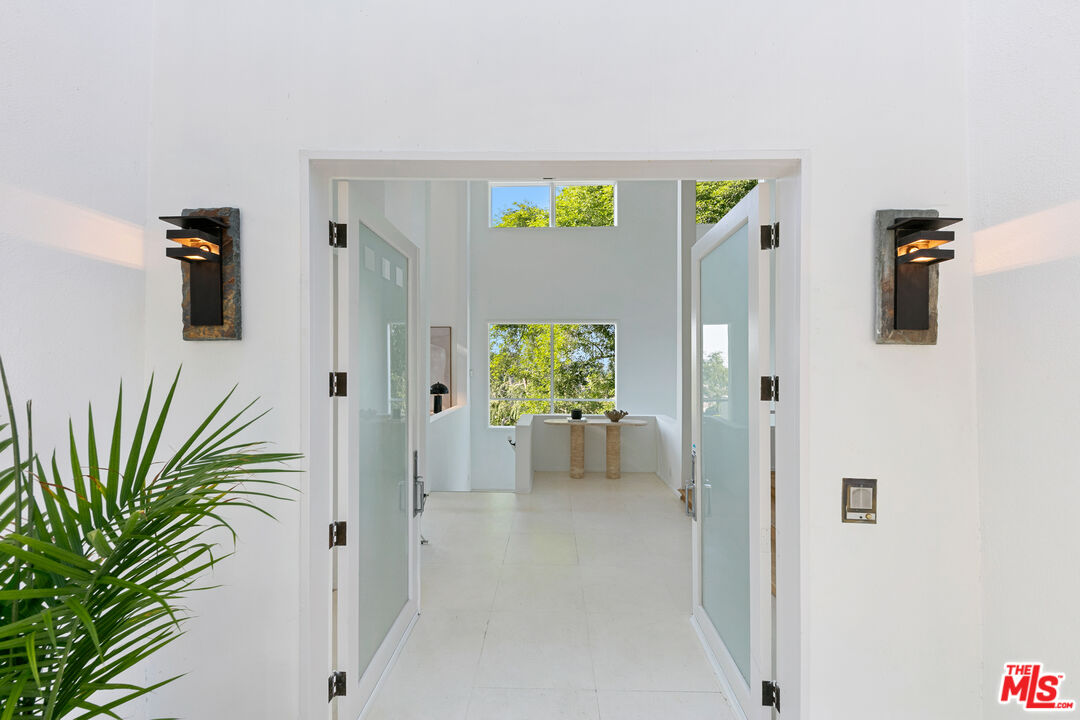 6969 Woodrow Wilson Dr