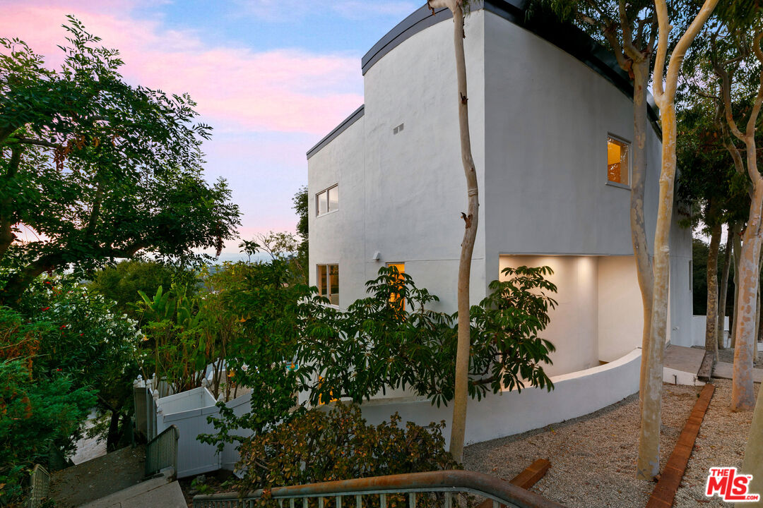 6969 Woodrow Wilson Dr