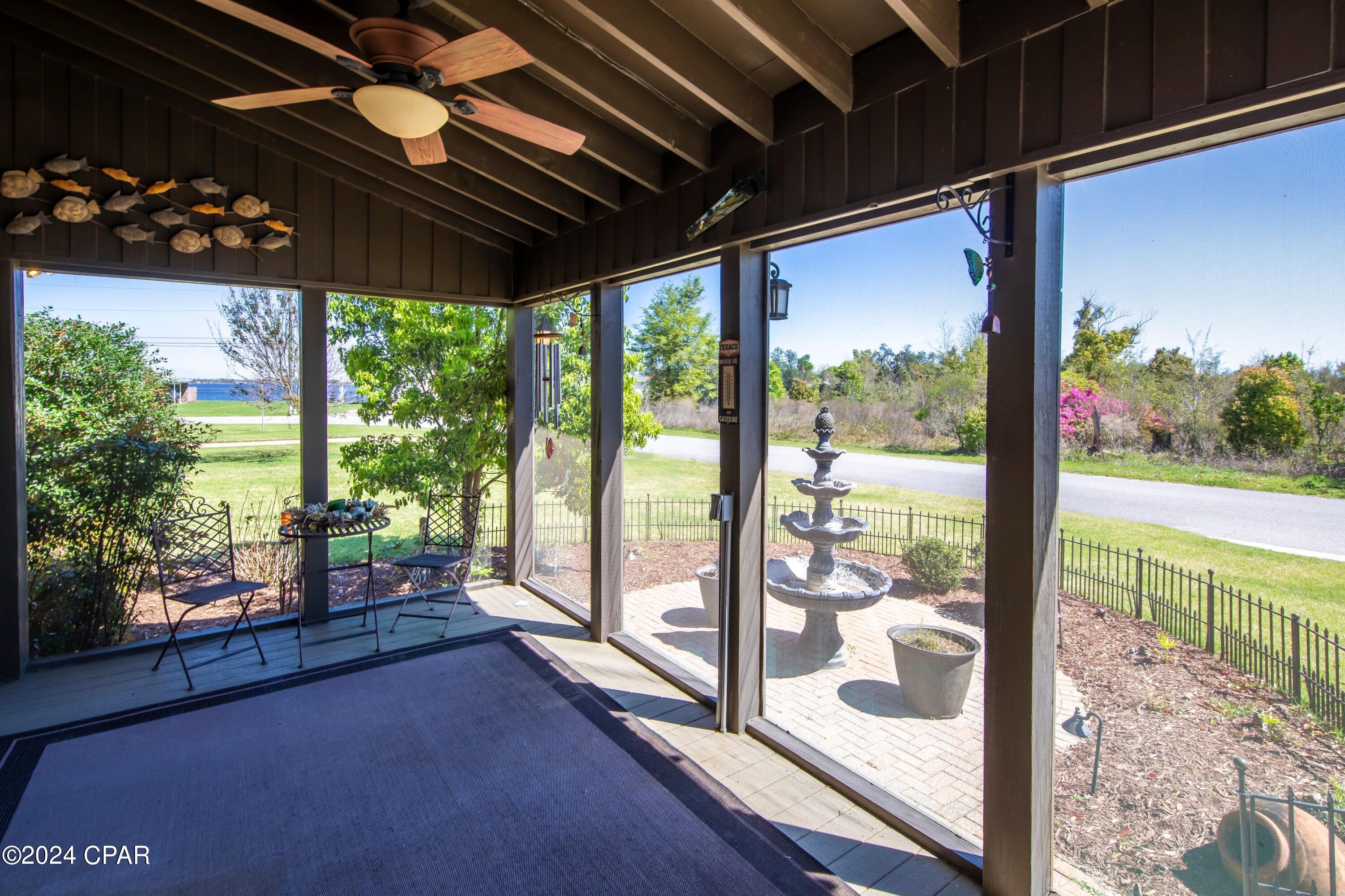 718 E Pierson Drive