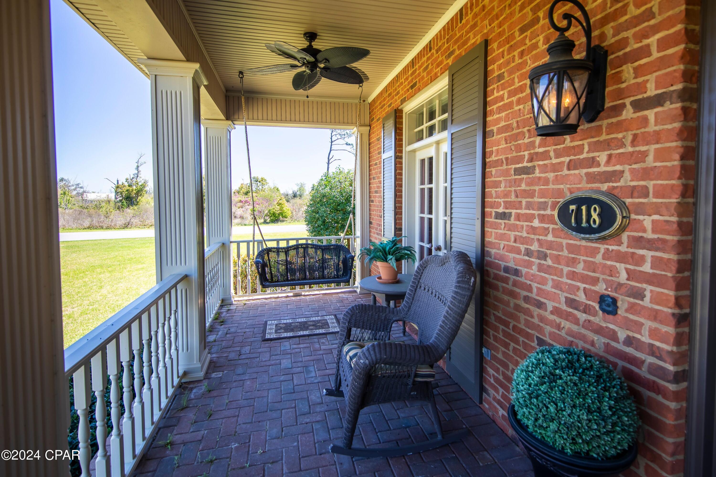 718 E Pierson Drive