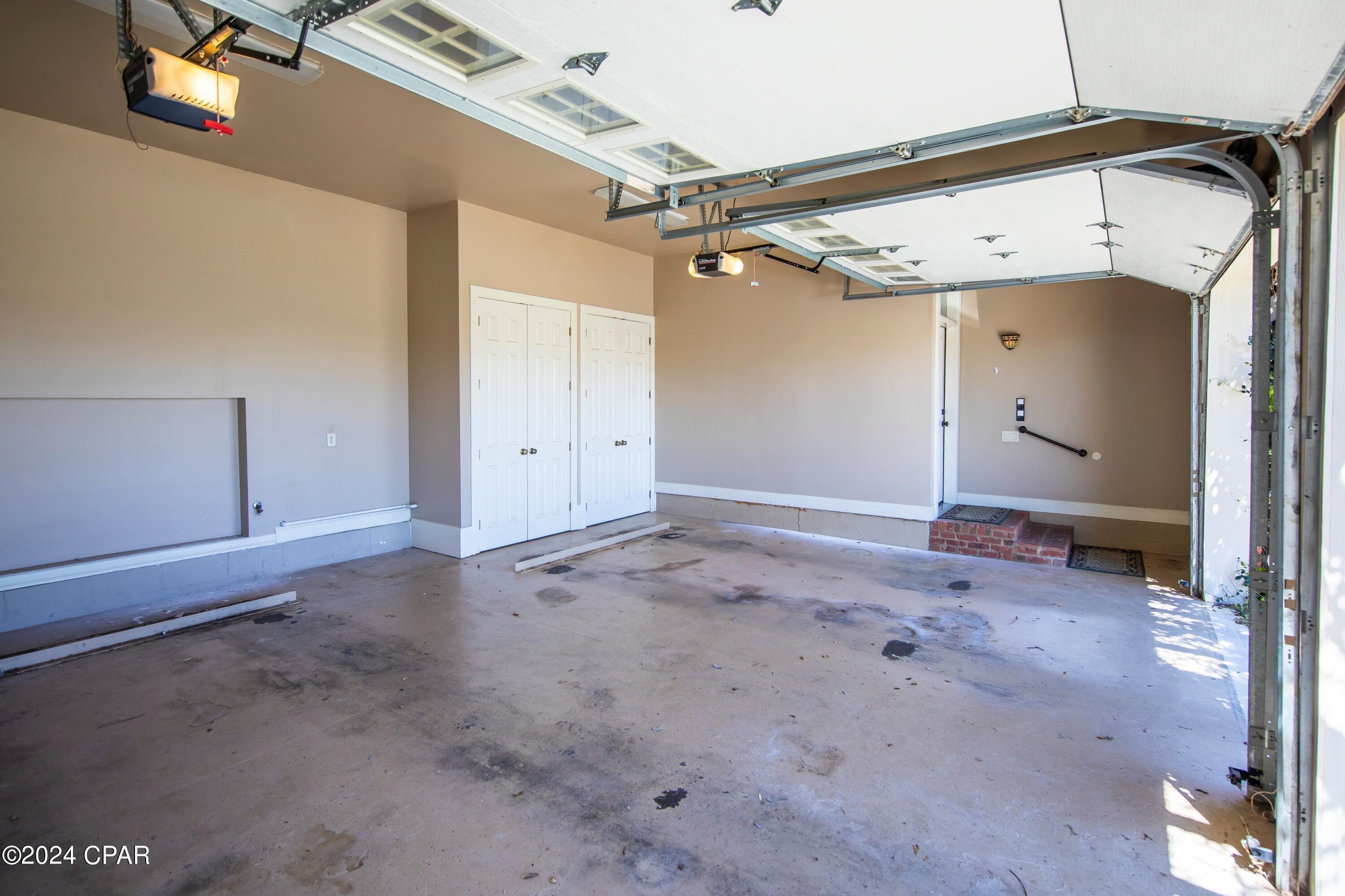 718 E Pierson Drive