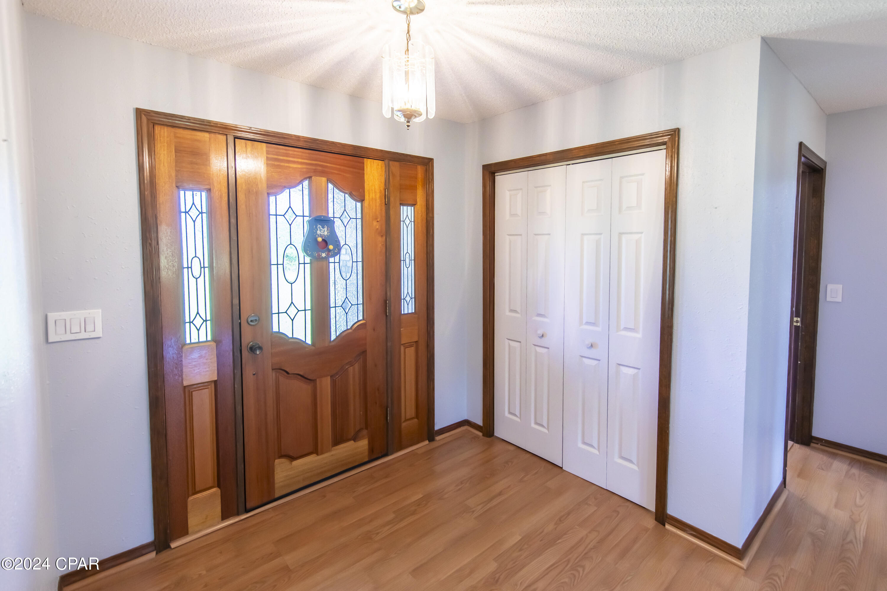935 Dogwood Way