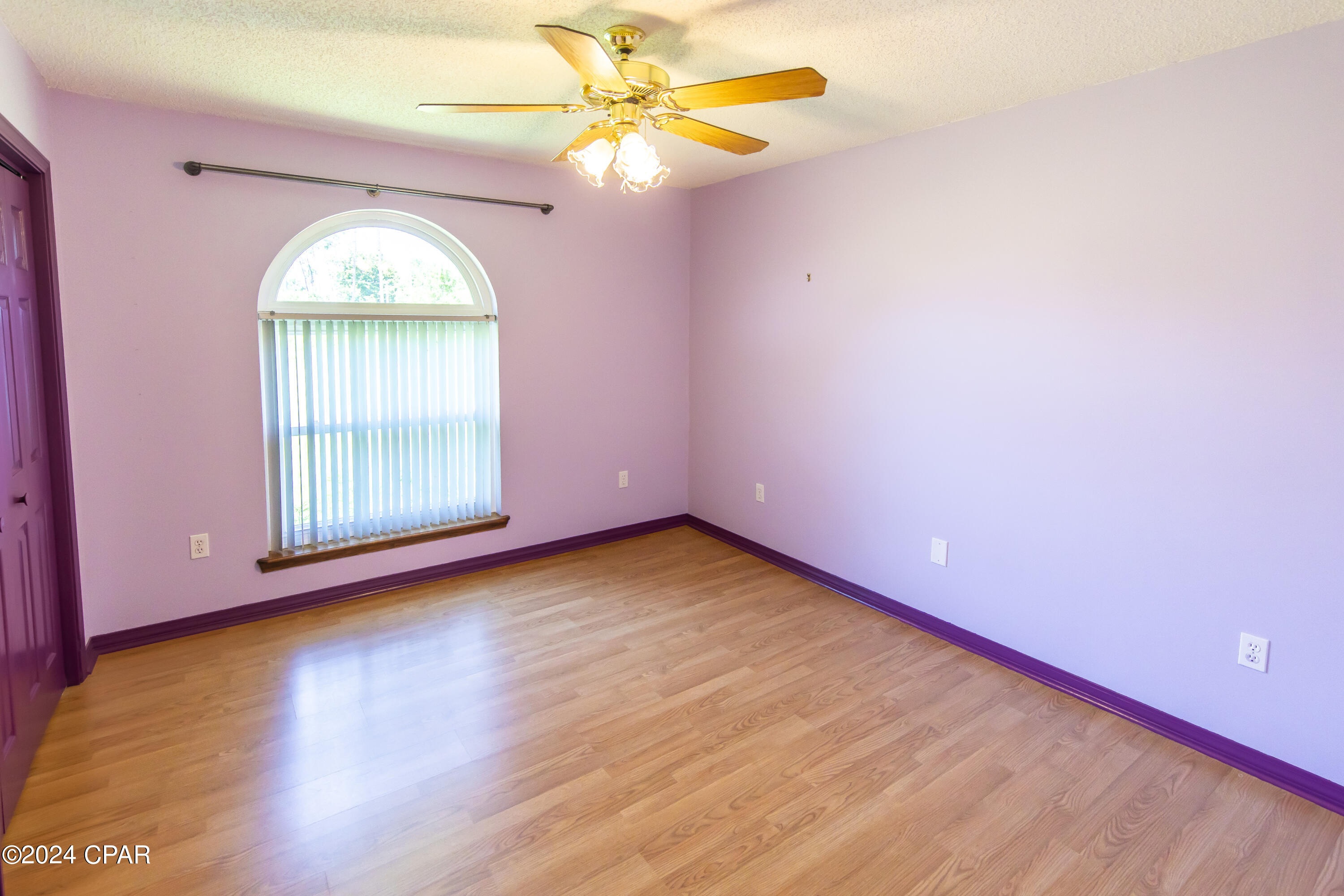 935 Dogwood Way