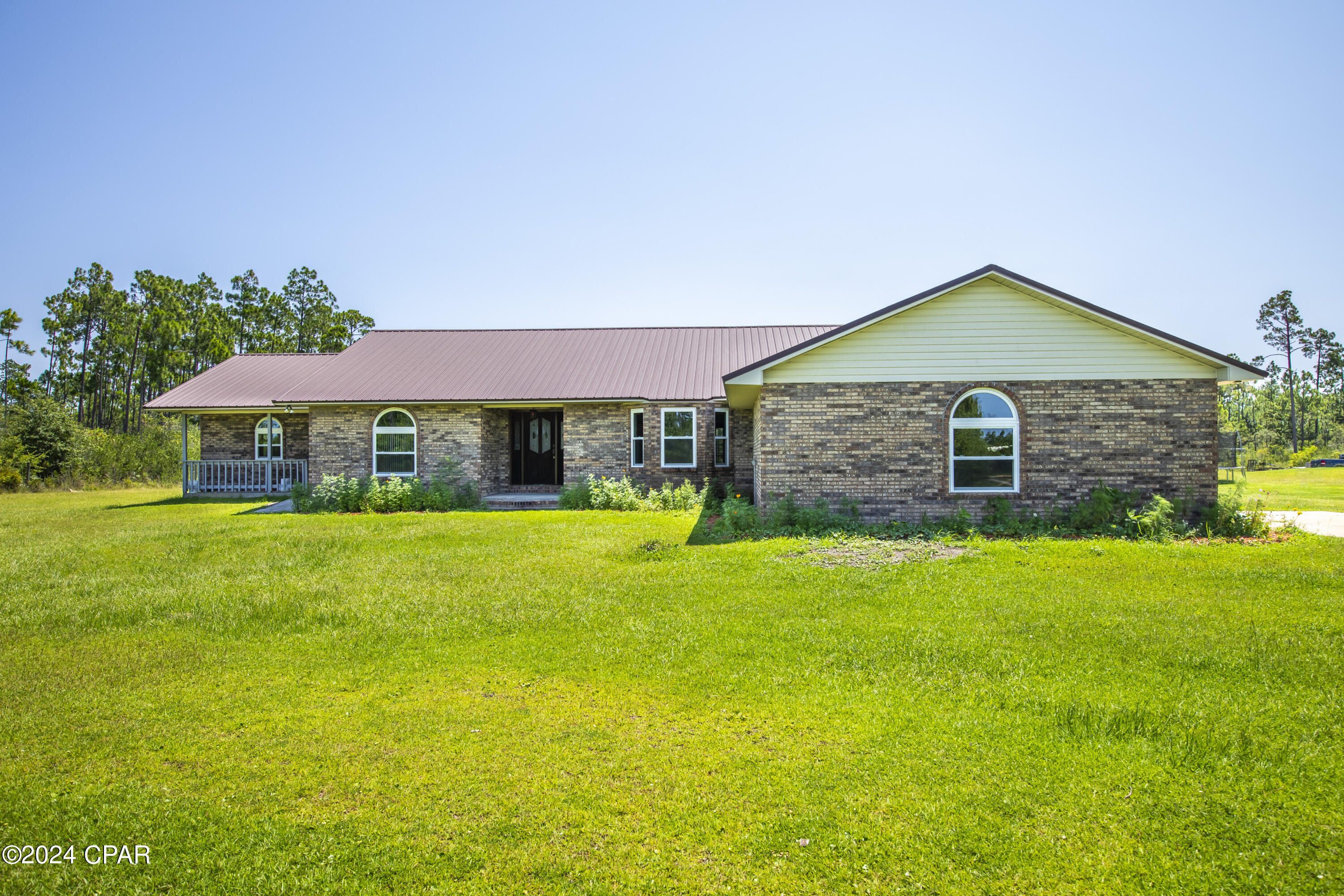 935 Dogwood Way
