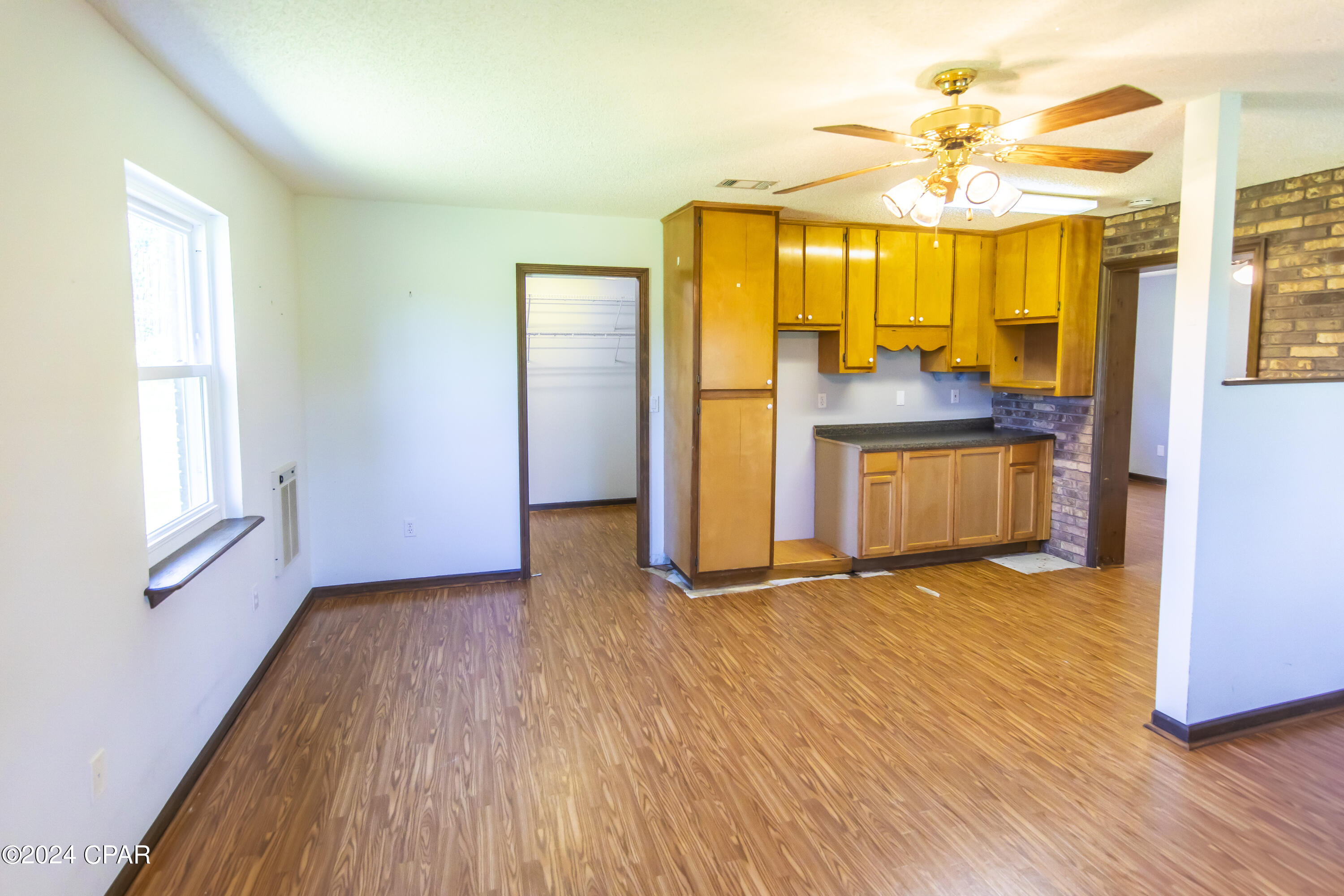 935 Dogwood Way