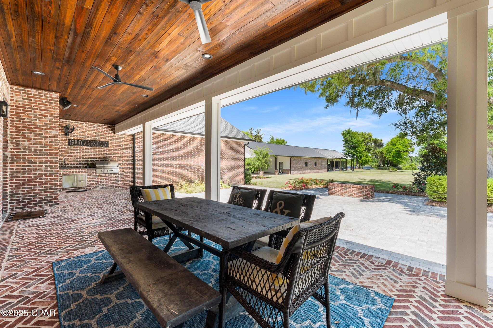 9714 Summer Creek Drive