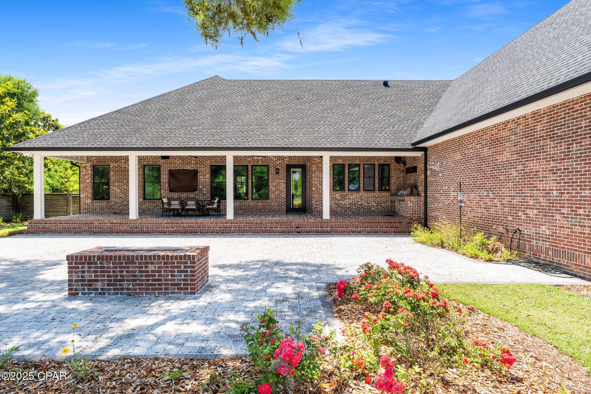 9714 Summer Creek Drive