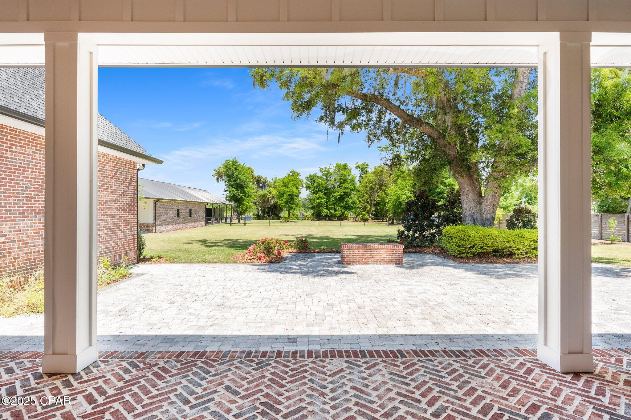 9714 Summer Creek Drive