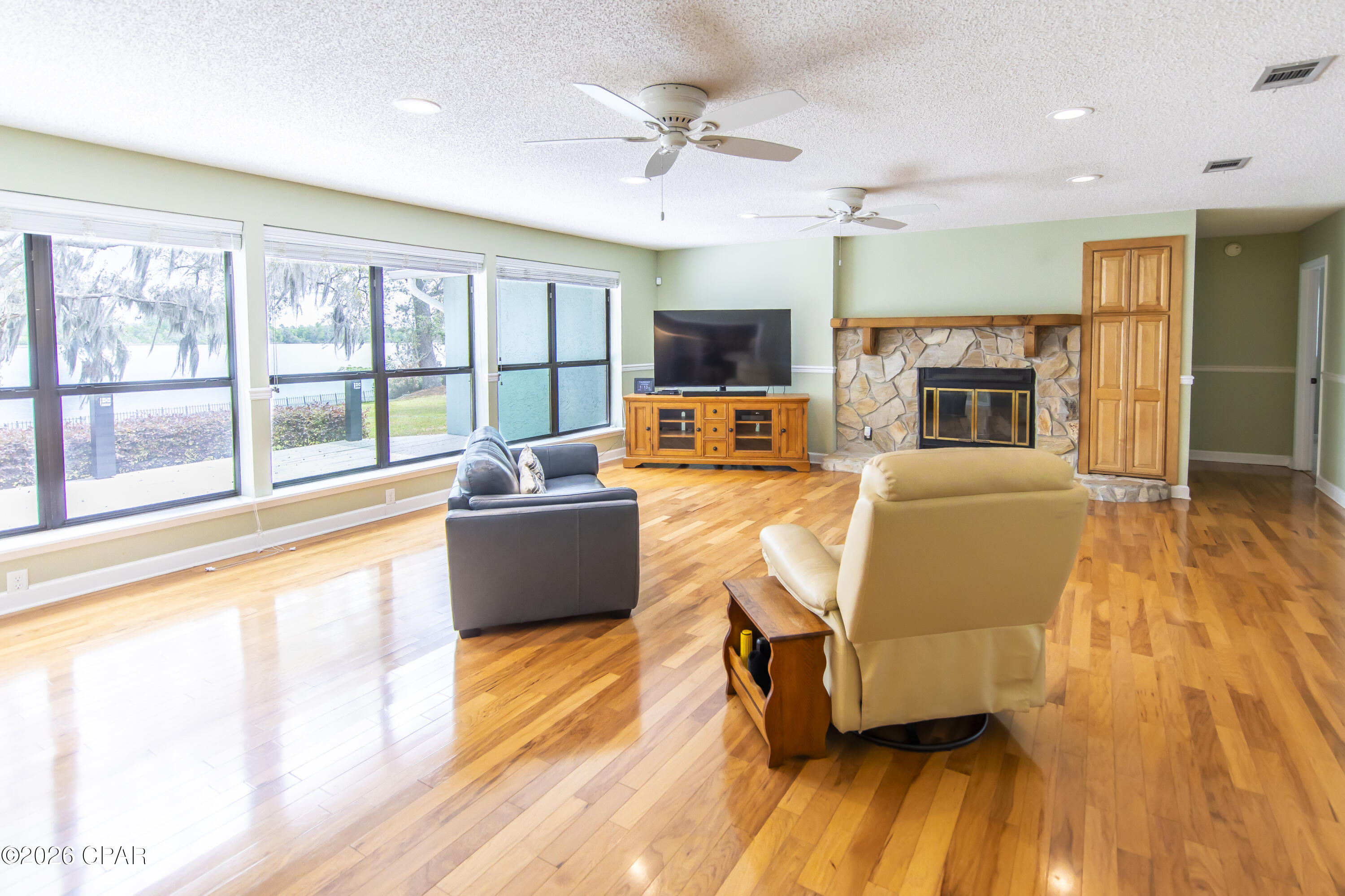1203 N Bay Drive