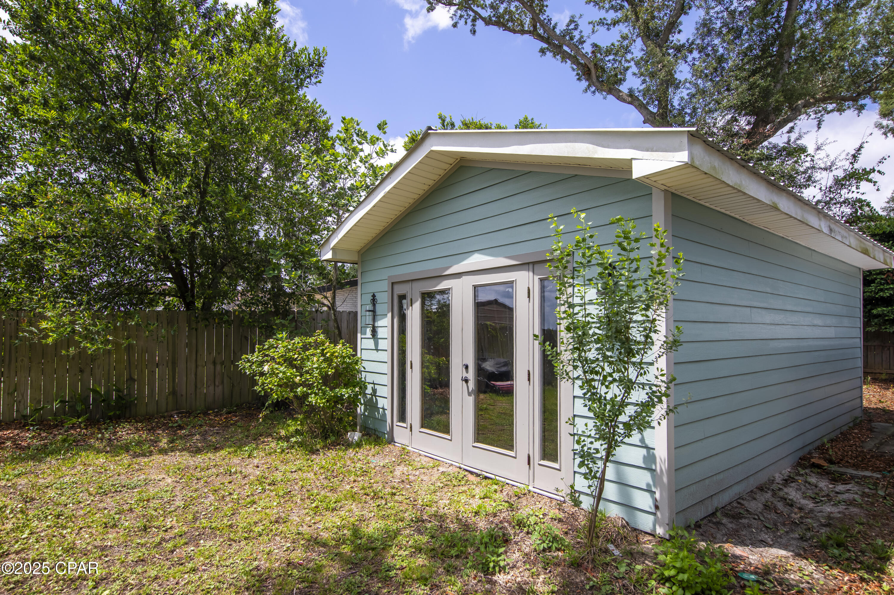 1203 N Bay Drive