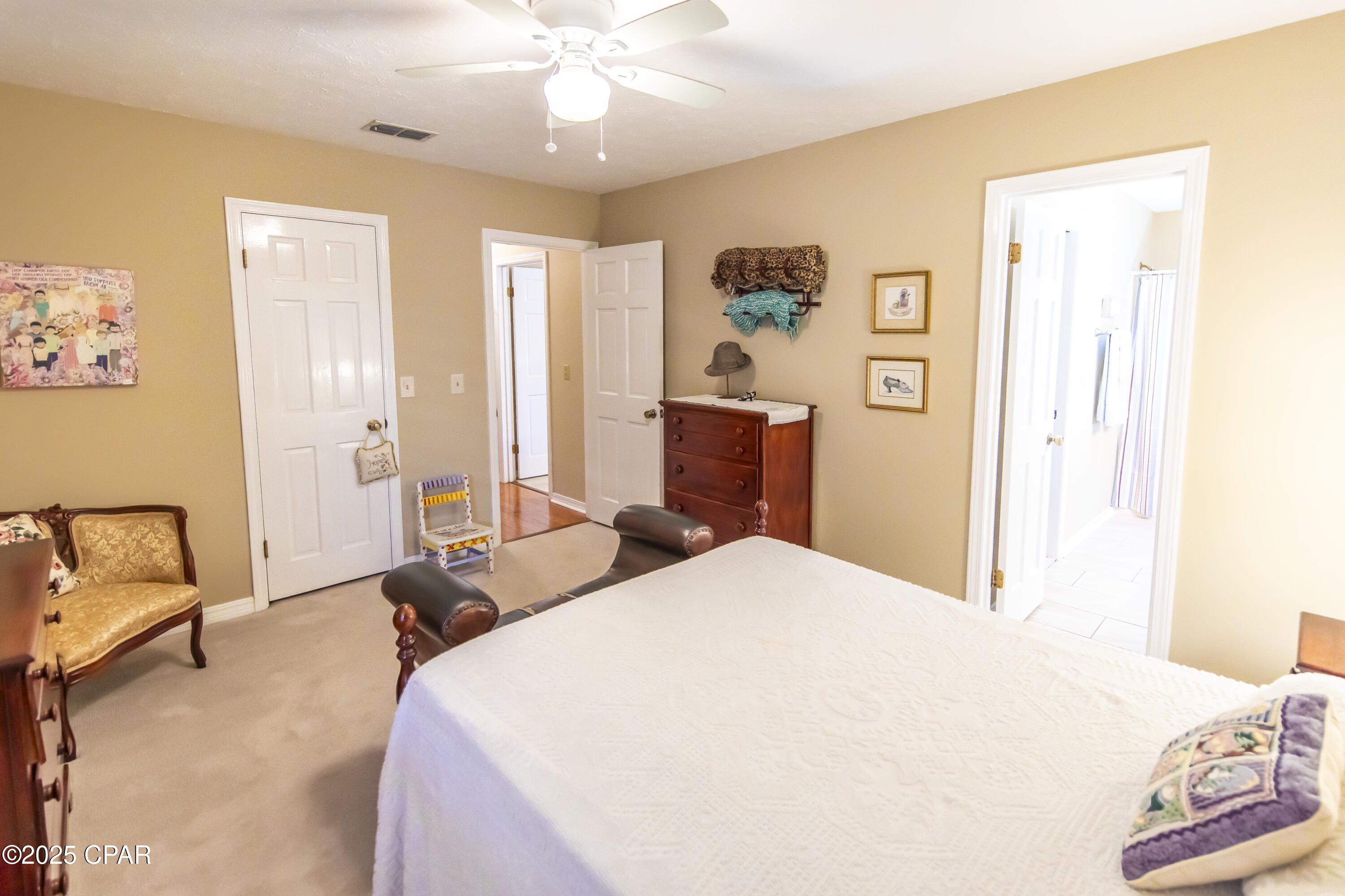 2904 Fairmont Drive