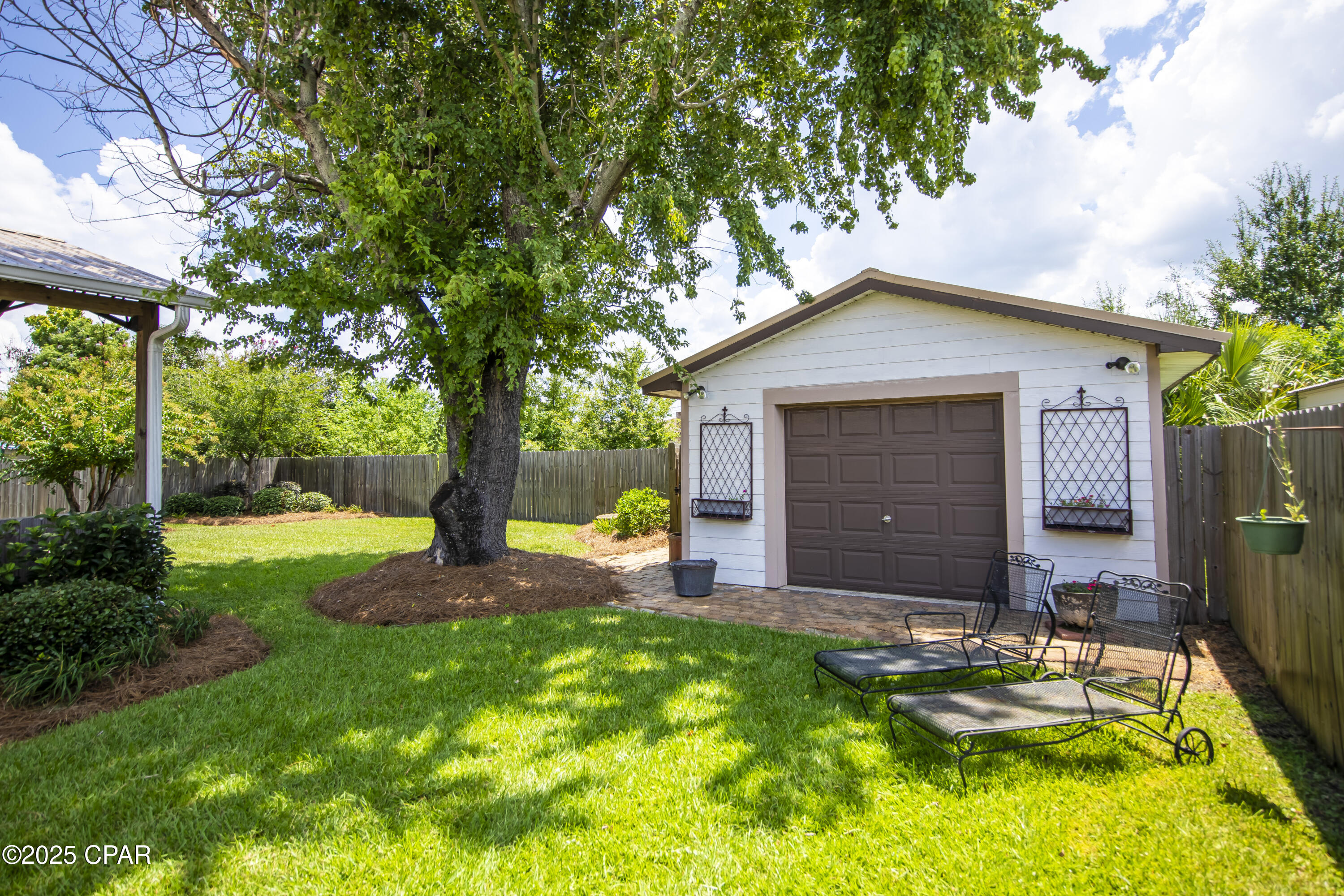2904 Fairmont Drive