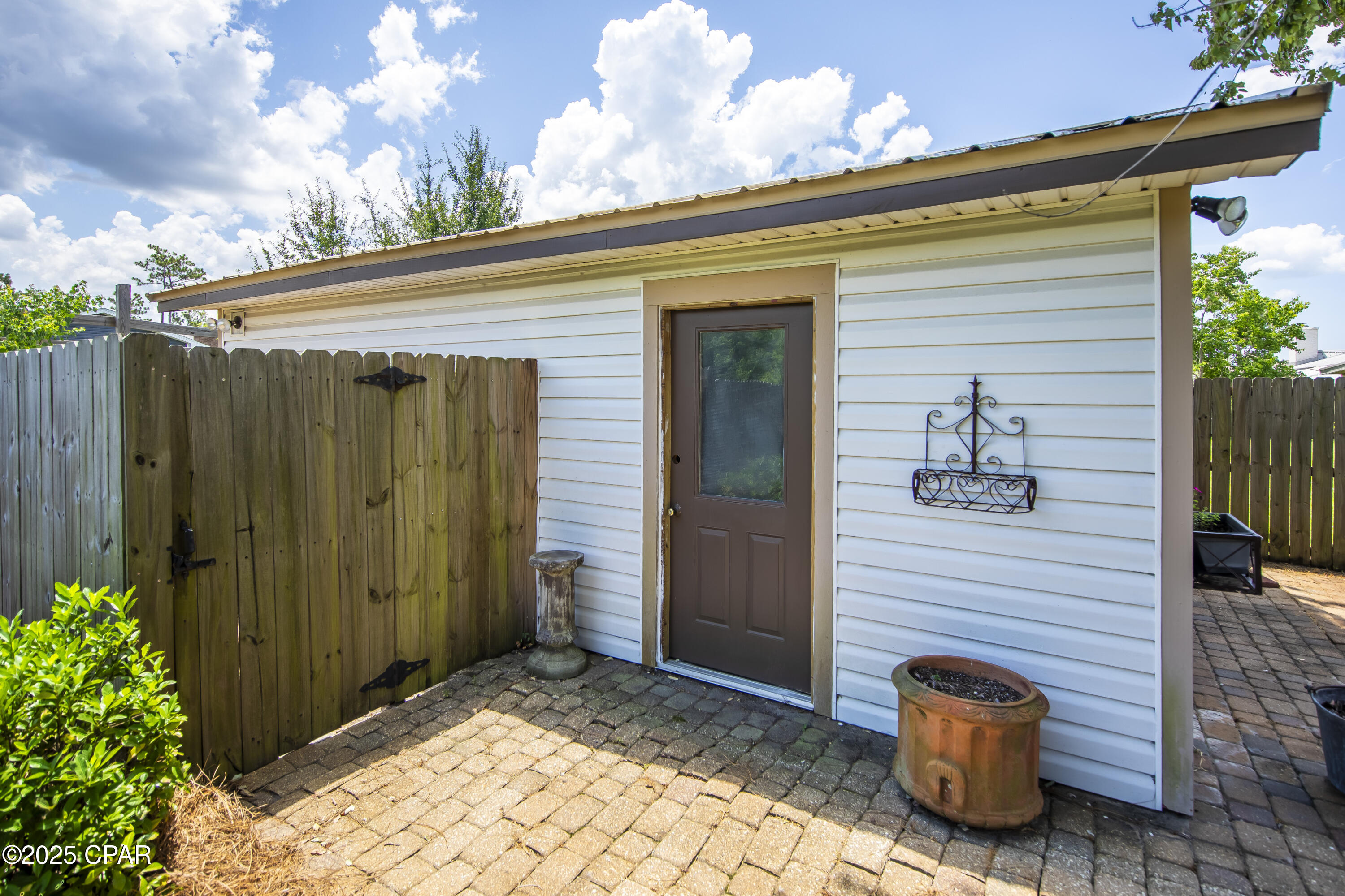2904 Fairmont Drive