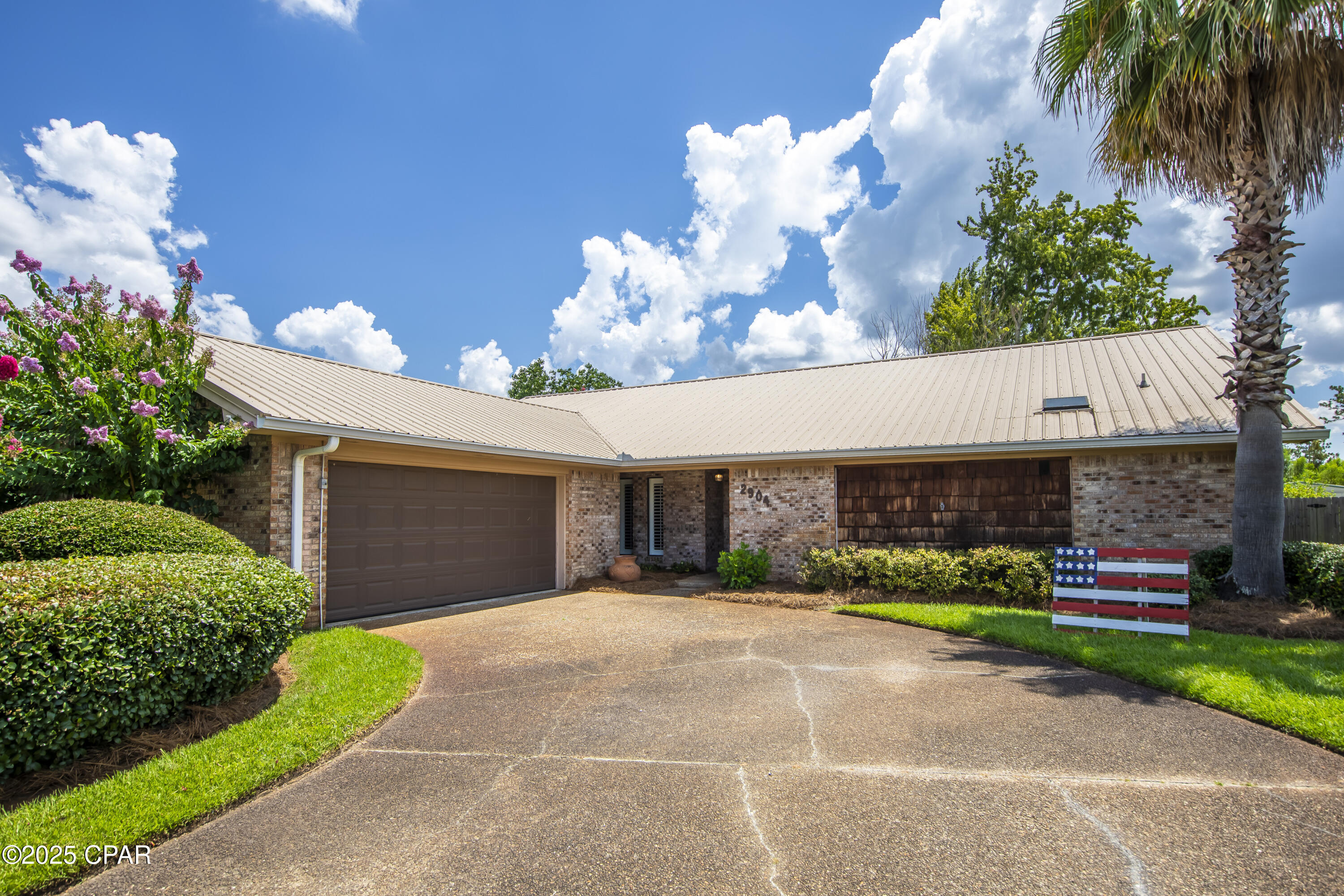 2904 Fairmont Drive