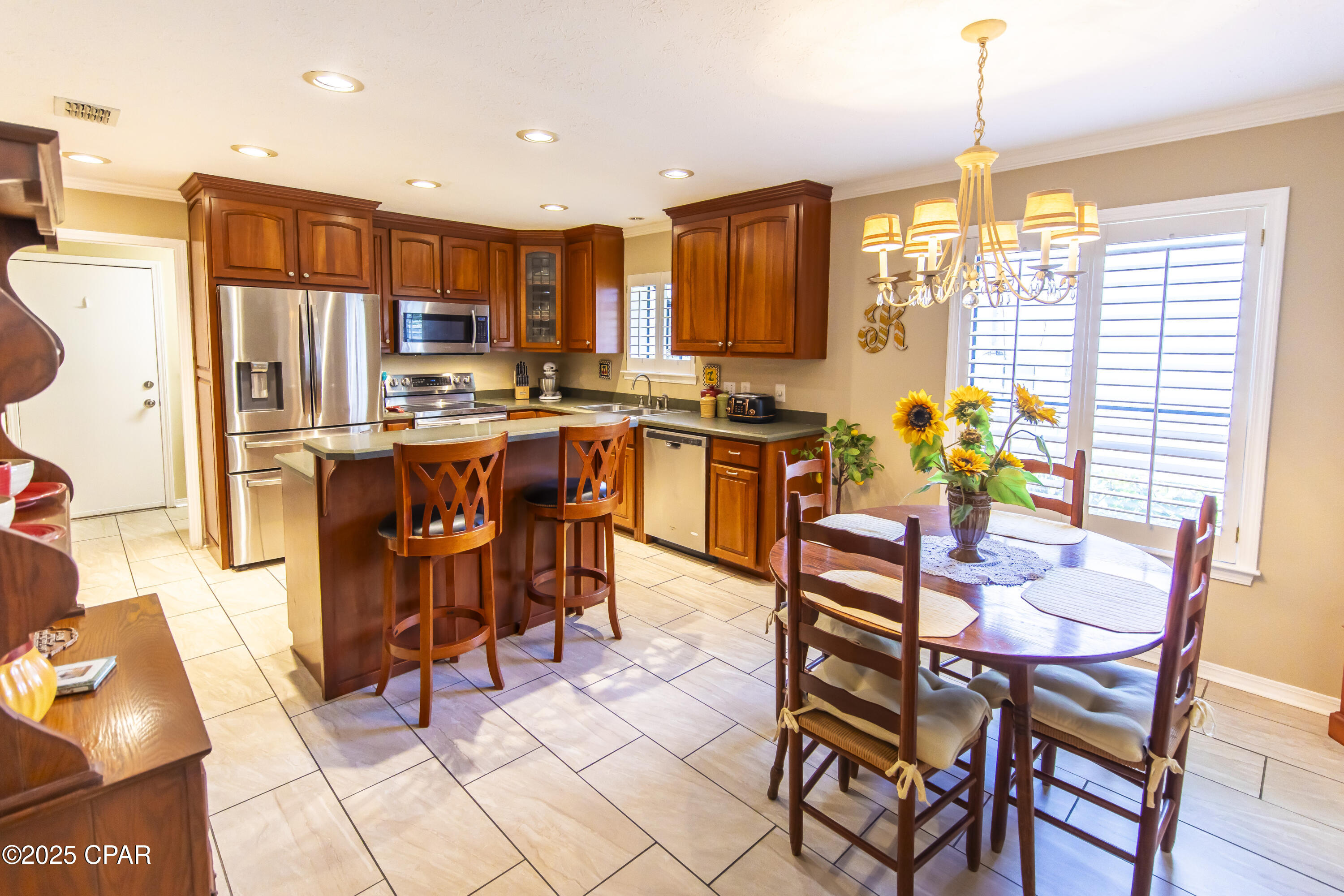 2904 Fairmont Drive