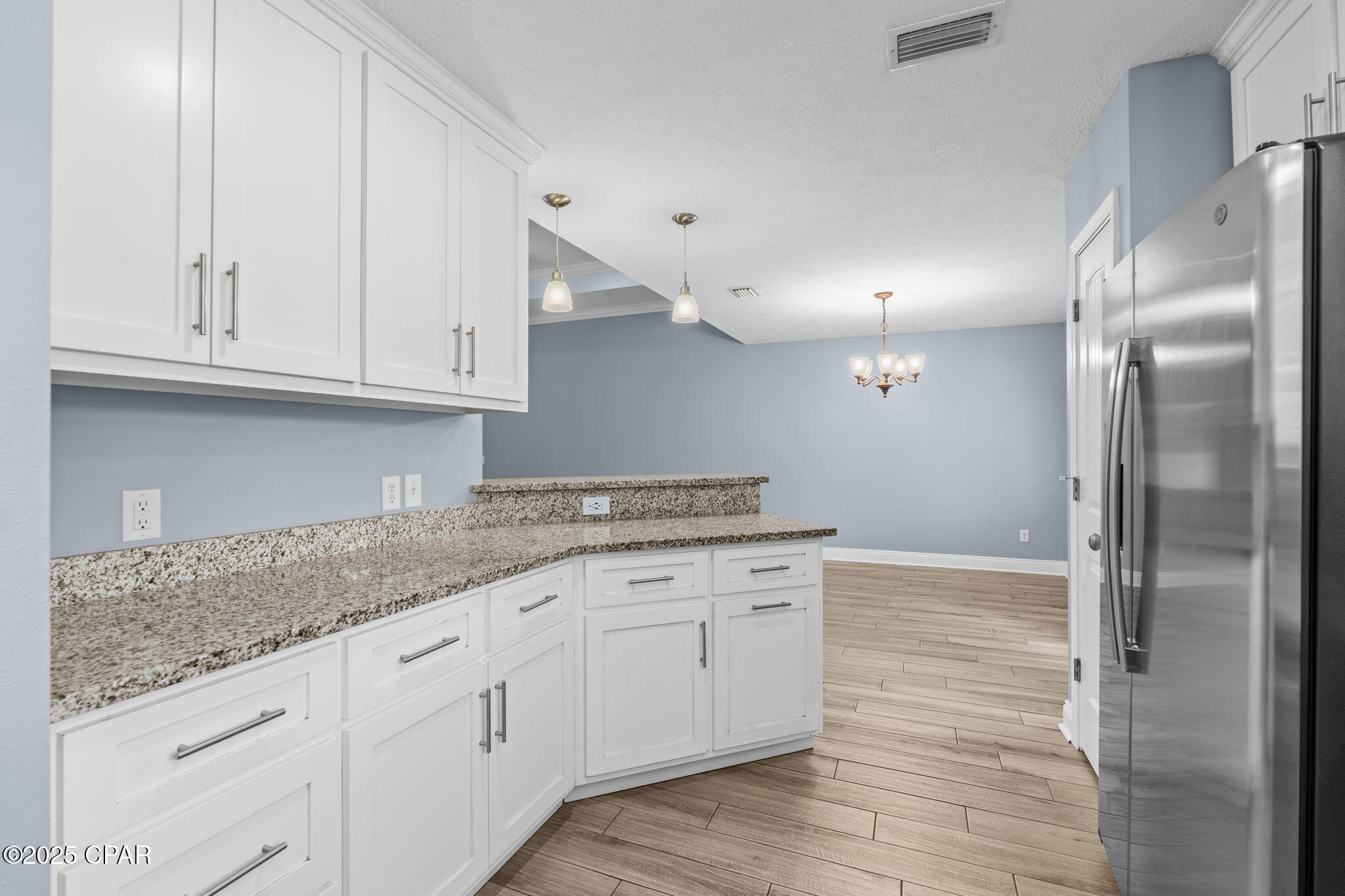904 W 12th Street