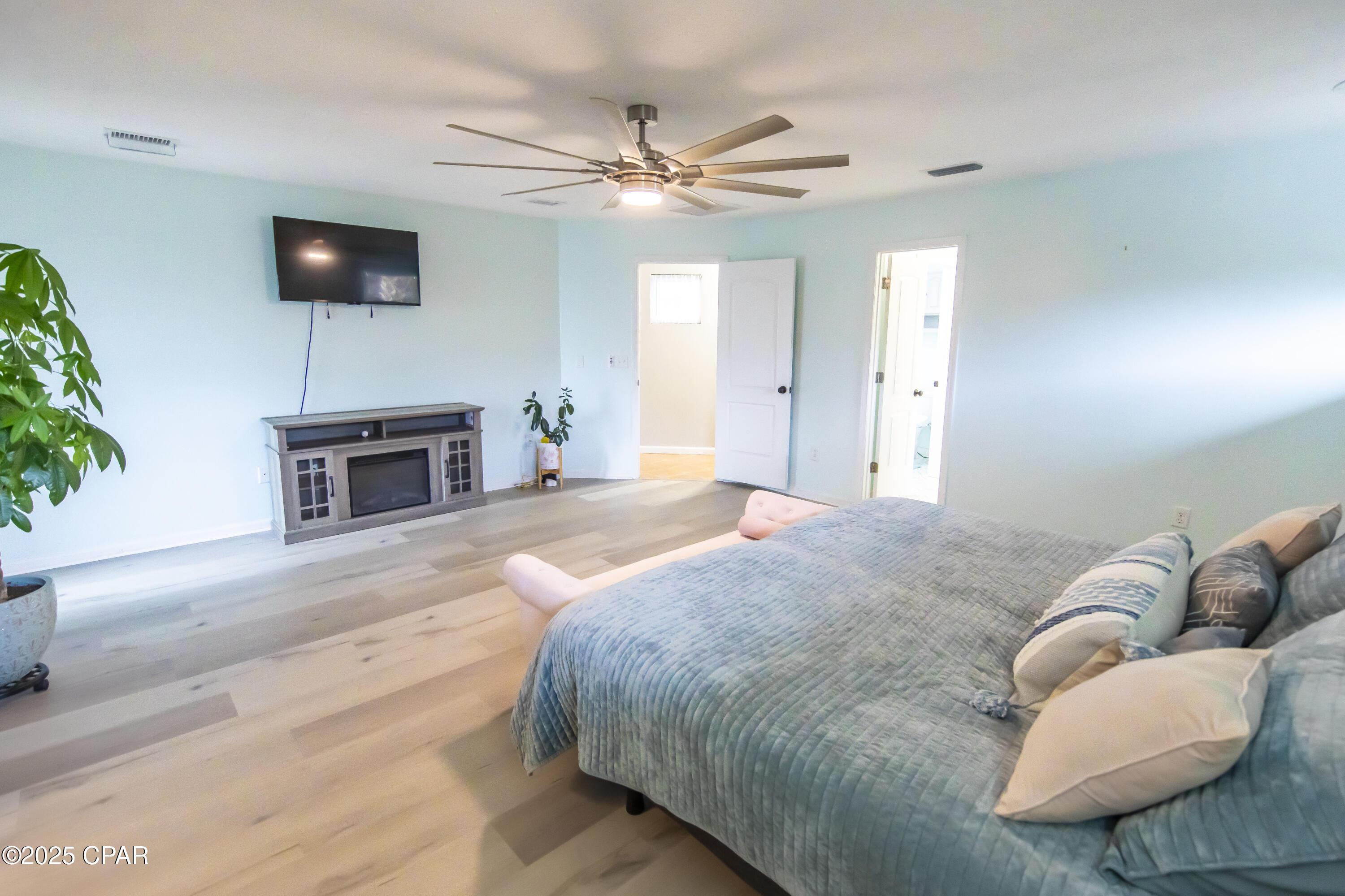 215 Moonlight Bay Drive