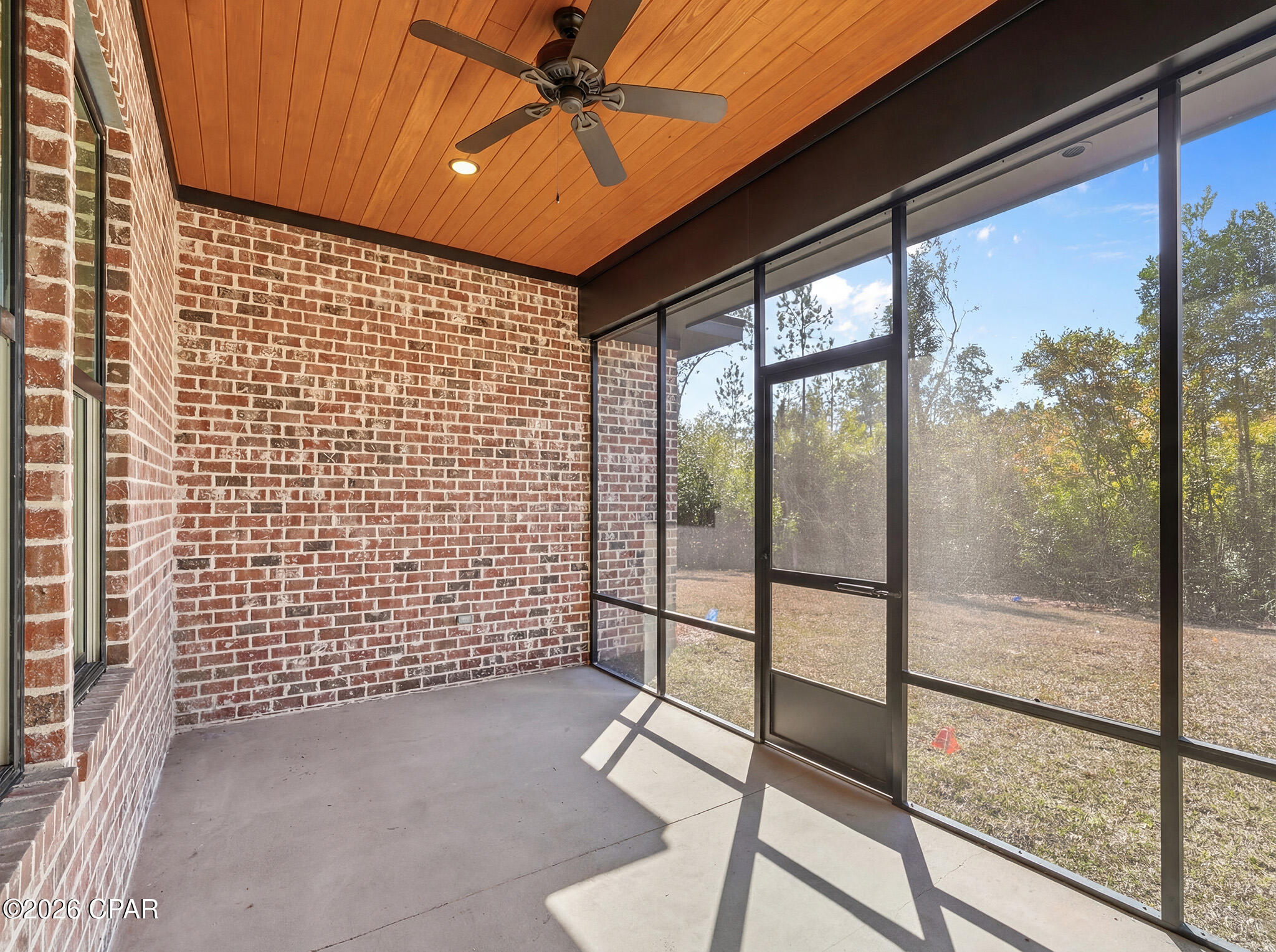 610 Shady Oaks Lane